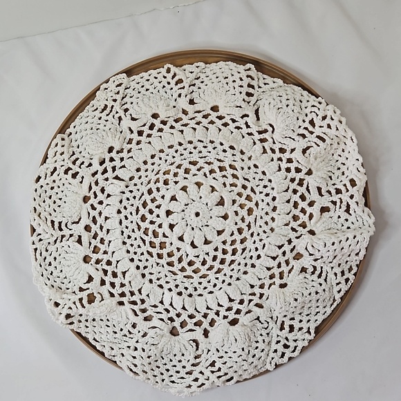 Handmade Crochet Lace Doily White Floral Round Table Mat 13" Cotton Vintage Art - Picture 13 of 17